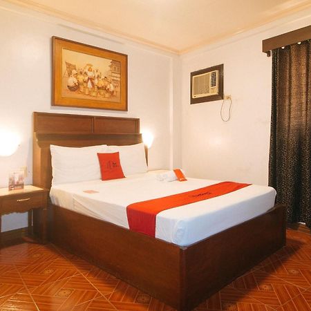 Reddoorz At La Casa Guesthouse Former Reddoorz At Tamarind Street Angeles City Exterior photo